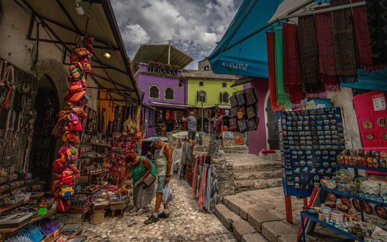 mana5280-vwk17ByFLKw-unsplash